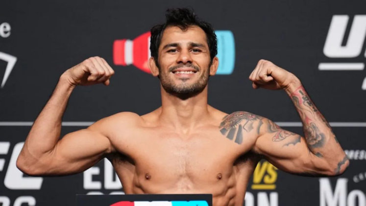 UFC flyweight champion Alexandre Pantoja