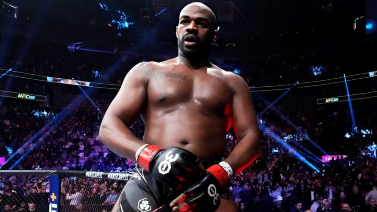 Jon Jones' coach speaks out on fighting Stipe Miocic