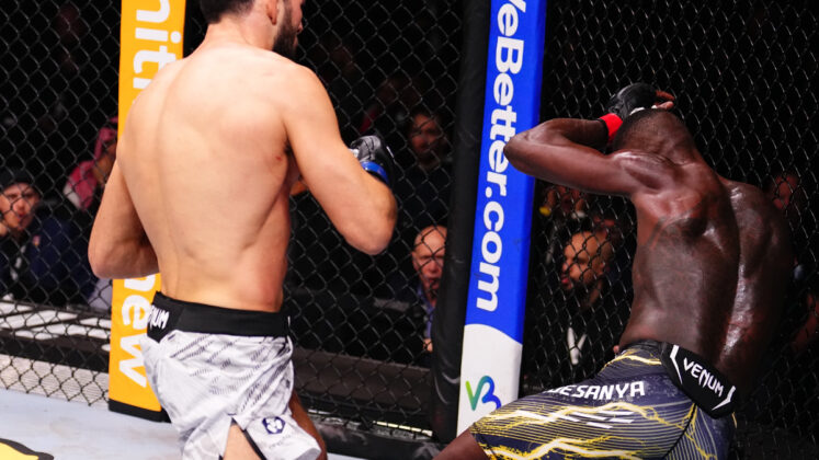 Israel Adesanya knocked out
